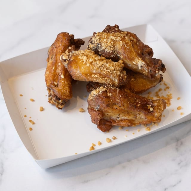 Garlic Wings (6 Pieces).